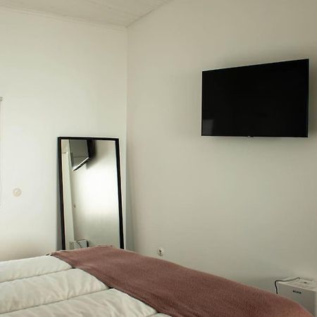 Private House In The Centre Of Condeixa Apartment Екстериор снимка